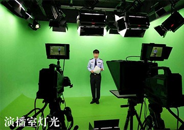 如何做演播室的燈光布置？演播室燈光設(shè)計(jì)技巧分析