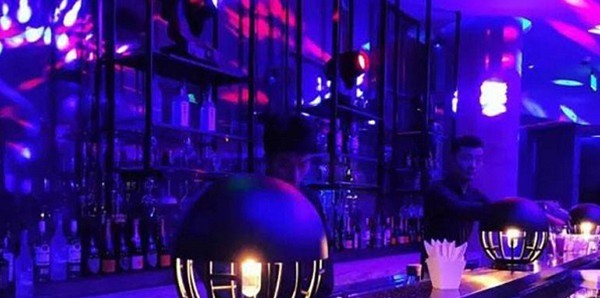 酒吧燈光工程設(shè)計(jì)需要注意什么？南京蘇州酒吧舞臺(tái)燈光工程公司推薦