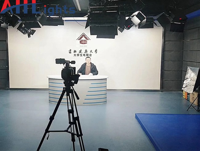 吉林建筑大學(xué)電視臺(tái)演播室燈光工程